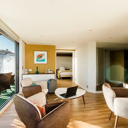 Helios Hotel 4*