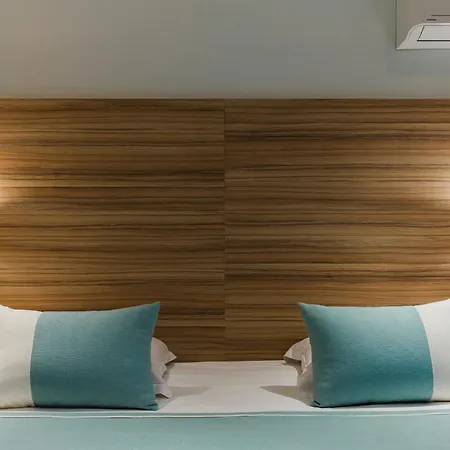 Helios Hotel